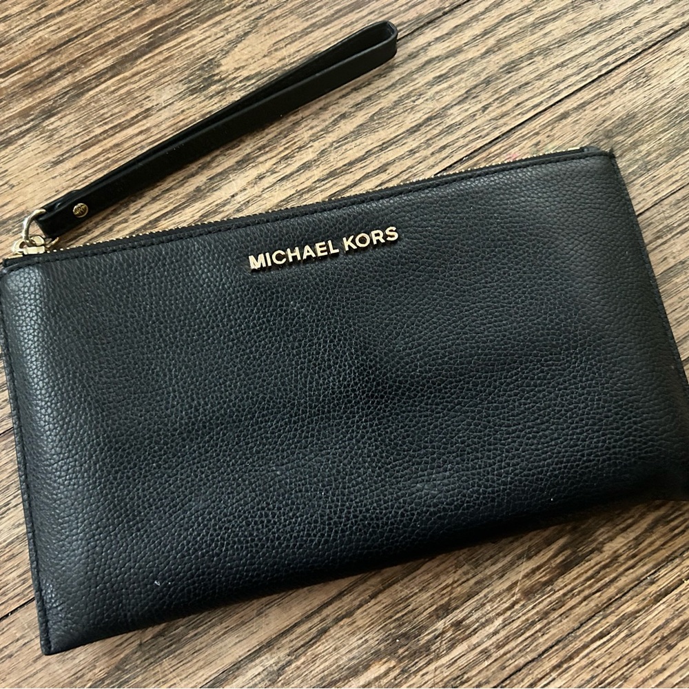 Black Michael Kors Large Wristlet | Michael Kors Jet Set | MK Black Wristlet